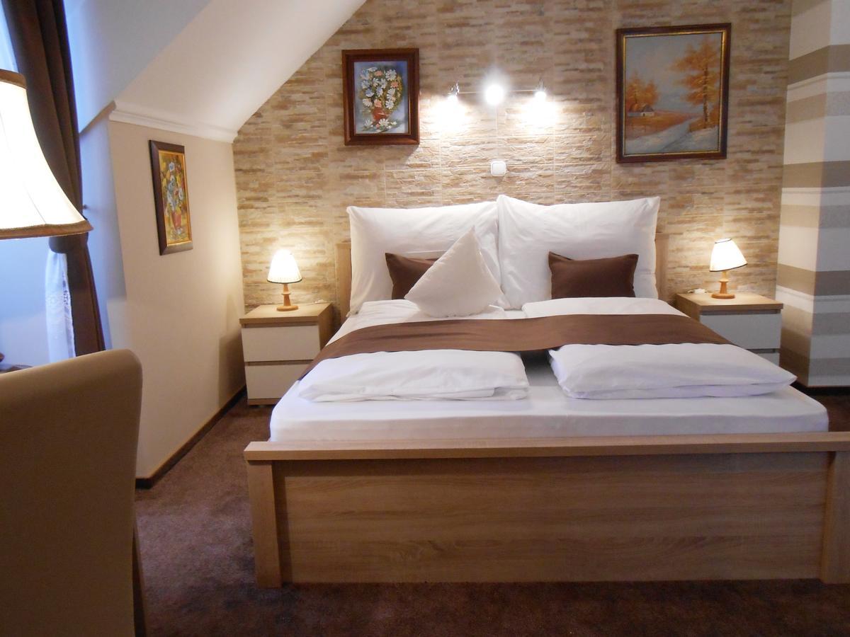 Hotel Melany St. Gotthard Zimmer foto